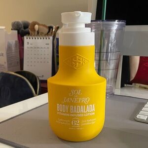 Sol de Janeiro Yellow Body Badalada Vitamin-Infused Lotion
